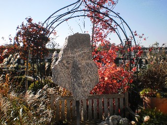Gartenwaechter aus Granit
